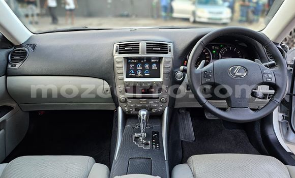 Nunua Ilio tumika Lexus IS Nyeupe Gari ndani ya Maputo nchini Maputo Nunua Ilio tumika Lexus IS Nyeupe Gari ndani ya Maputo nchini Maputo