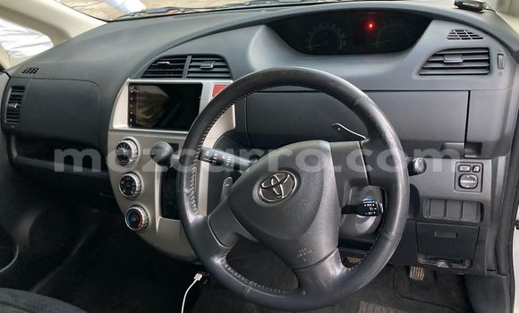 Comprar Usado Toyota Ractis Prata Carro em Maputo em Maputo Comprar Usado Toyota Ractis Prata Carro em Maputo em Maputo