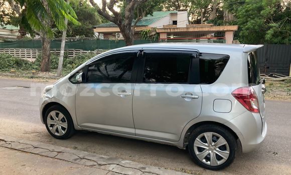 Comprar Usado Toyota Ractis Prata Carro em Maputo em Maputo Comprar Usado Toyota Ractis Prata Carro em Maputo em Maputo