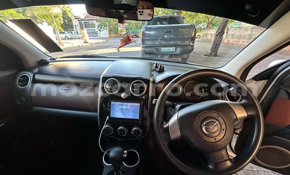 Comprar Usado Toyota Ractis Prata Carro em Maputo em Maputo Comprar Usado Toyota Ractis Prata Carro em Maputo em Maputo