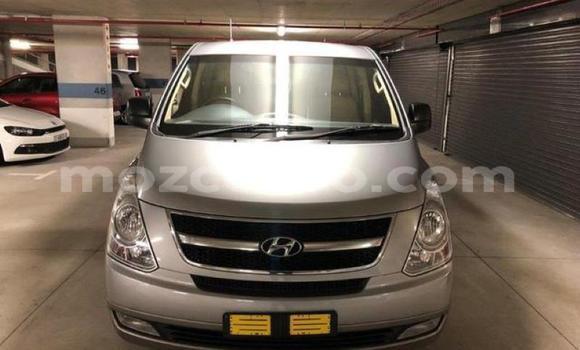 Comprar Usado Hyundai H1 Prata Carro em Lumbo em Nampula Comprar Usado Hyundai H1 Prata Carro em Lumbo em Nampula