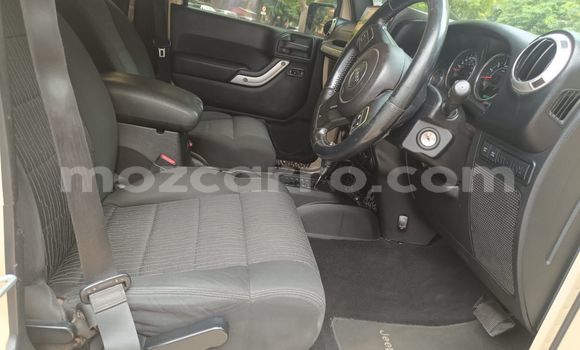 Buy Used Jeep Wrangler Brown Car in Maputo in Maputo Buy Used Jeep Wrangler Brown Car in Maputo in Maputo