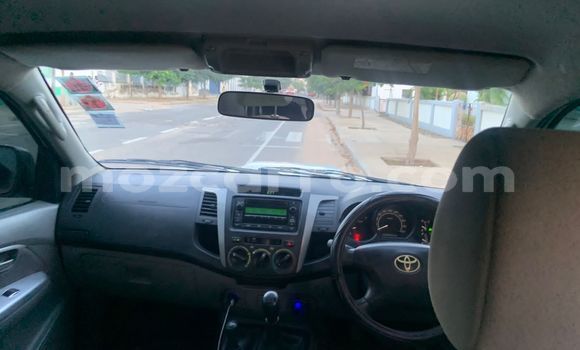 Tenga Tsaru Toyota Hilux Chena Mota in Maputo in Maputo Tenga Tsaru Toyota Hilux Chena Mota in Maputo in Maputo