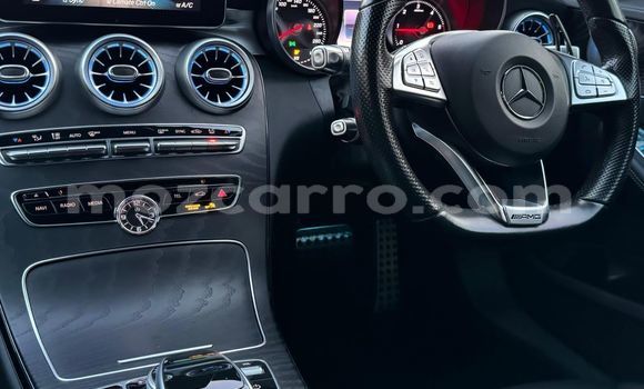 Comprar Usado Mercedes-Benz C-Classe Branco Carro em Maputo em Maputo Comprar Usado Mercedes-Benz C-Classe Branco Carro em Maputo em Maputo