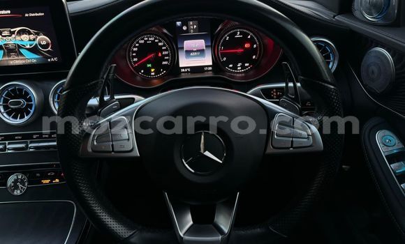 Comprar Usado Mercedes-Benz C-Classe Branco Carro em Maputo em Maputo Comprar Usado Mercedes-Benz C-Classe Branco Carro em Maputo em Maputo