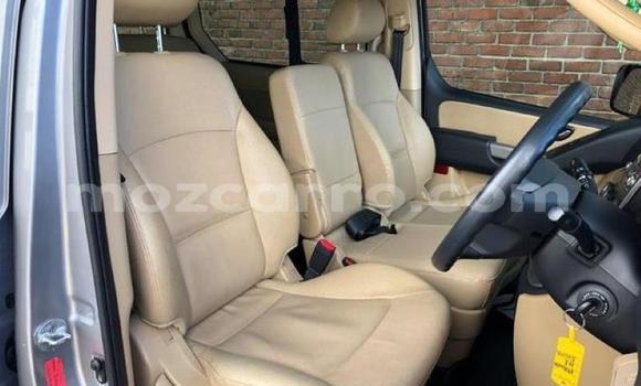 Comprar Usado Hyundai H1 Prata Carro em Lumbo em Nampula Comprar Usado Hyundai H1 Prata Carro em Lumbo em Nampula