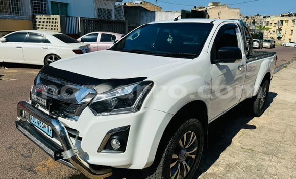 Tenga Tsaru Isuzu KB Chena Mota in Maputo in Maputo Tenga Tsaru Isuzu KB Chena Mota in Maputo in Maputo