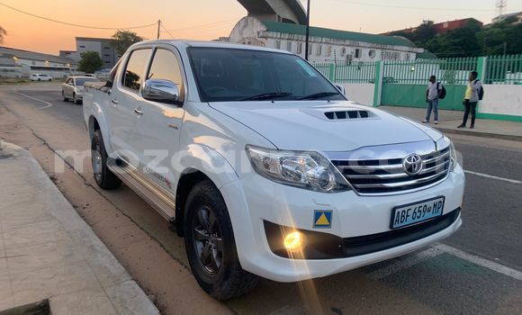 Tenga Tsaru Toyota Hilux Chena Mota in Maputo in Maputo Tenga Tsaru Toyota Hilux Chena Mota in Maputo in Maputo
