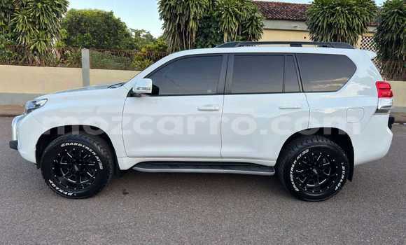 Comprar Usado Toyota Land Cruiser Branco Carro em Maputo em Maputo Comprar Usado Toyota Land Cruiser Branco Carro em Maputo em Maputo