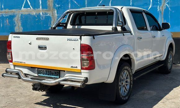 Comprar Novo Toyota Hilux Branco Carro em Maputo em Maputo Comprar Novo Toyota Hilux Branco Carro em Maputo em Maputo