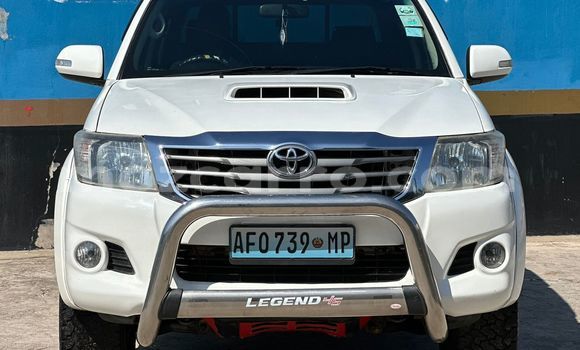 Comprar Usado Toyota Hilux Branco Carro em Maputo em Maputo Comprar Usado Toyota Hilux Branco Carro em Maputo em Maputo