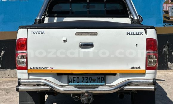 Comprar Usado Toyota Hilux Branco Carro em Maputo em Maputo Comprar Usado Toyota Hilux Branco Carro em Maputo em Maputo