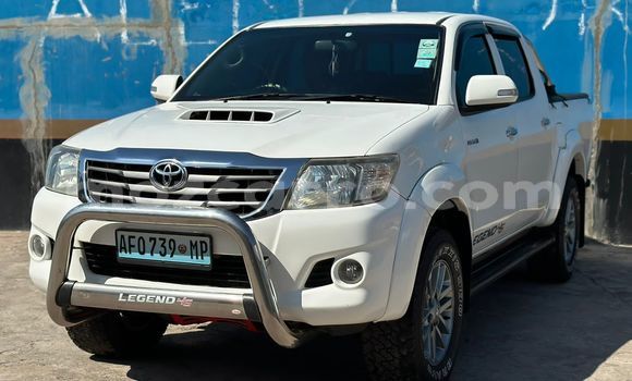 Nunua Ilio tumika Toyota Hilux Nyeupe Gari ndani ya Maputo nchini Maputo Nunua Ilio tumika Toyota Hilux Nyeupe Gari ndani ya Maputo nchini Maputo