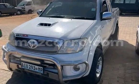 Buy Used Toyota Hilux White Car in Maputo in Maputo Buy Used Toyota Hilux White Car in Maputo in Maputo