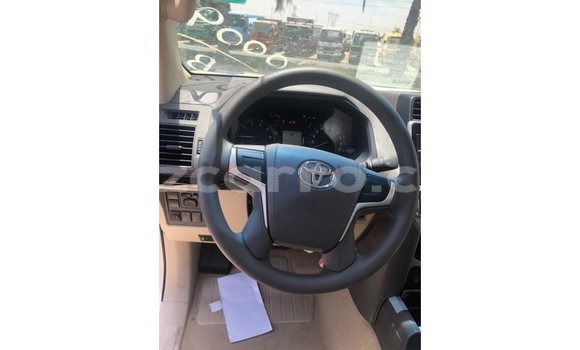 Nunua Imported Toyota Prado Nyeupe Gari ndani ya Import - Dubai nchini Cabo Delgado Nunua Imported Toyota Prado Nyeupe Gari ndani ya Import - Dubai nchini Cabo Delgado