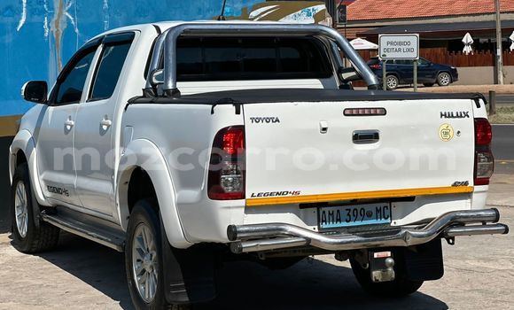 Comprar Usado Toyota Hilux Branco Carro em Maputo em Maputo Comprar Usado Toyota Hilux Branco Carro em Maputo em Maputo