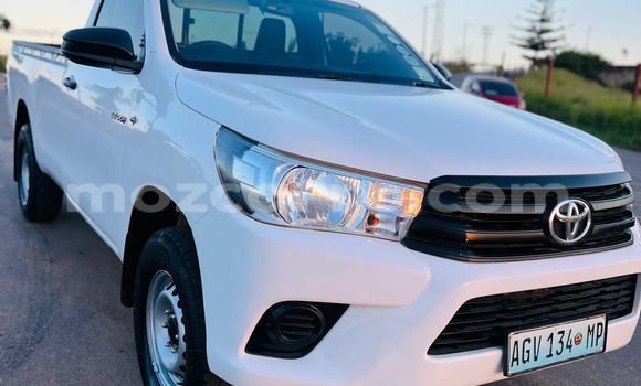 Buy Used Toyota Hilux White Car in Maputo in Maputo Buy Used Toyota Hilux White Car in Maputo in Maputo