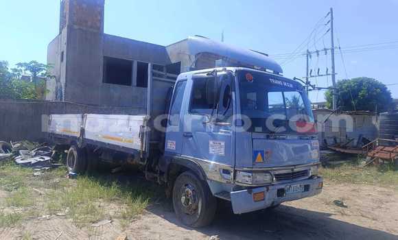 Nunua Ilio tumika Hindustan Contessa Nyingine Gari ndani ya Maputo nchini Maputo Nunua Ilio tumika Hindustan Contessa Nyingine Gari ndani ya Maputo nchini Maputo