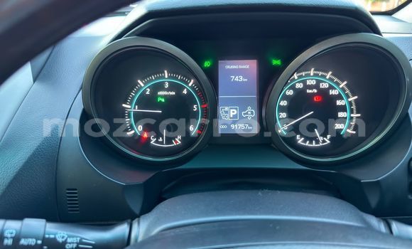 Buy Used Toyota Land Cruiser Prado White Car in Maputo in Maputo Buy Used Toyota Land Cruiser Prado White Car in Maputo in Maputo