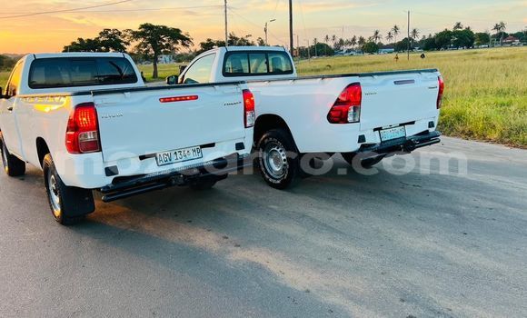 Nunua Ilio tumika Toyota Hiluxe Revo Nyeupe Gari ndani ya Maputo nchini Maputo Nunua Ilio tumika Toyota Hiluxe Revo Nyeupe Gari ndani ya Maputo nchini Maputo