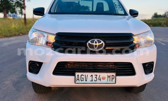 Nunua Ilio tumika Toyota Hiluxe Revo Nyeupe Gari ndani ya Maputo nchini Maputo Nunua Ilio tumika Toyota Hiluxe Revo Nyeupe Gari ndani ya Maputo nchini Maputo