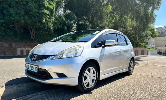 Tenga Tsaru Honda Fit Sirivha Mota in Maputo in Maputo