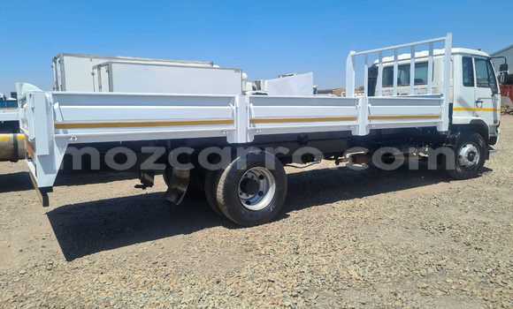 Tenga Tsaru Nissan UD Chena Rori in Maputo in Maputo Tenga Tsaru Nissan UD Chena Rori in Maputo in Maputo