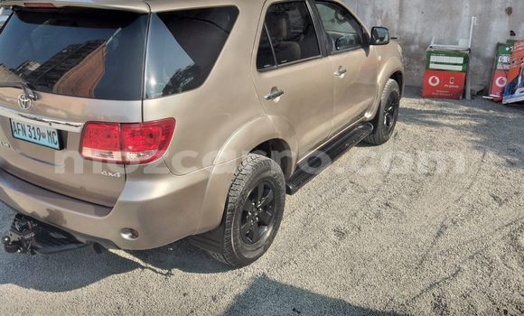 Buy Used Toyota Fortuner Brown Car in Maputo in Maputo Buy Used Toyota Fortuner Brown Car in Maputo in Maputo