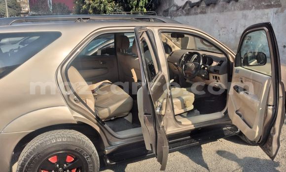 Buy Used Toyota Fortuner Brown Car in Maputo in Maputo Buy Used Toyota Fortuner Brown Car in Maputo in Maputo