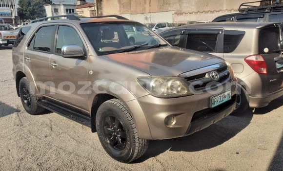 Buy Used Toyota Fortuner Brown Car in Maputo in Maputo Buy Used Toyota Fortuner Brown Car in Maputo in Maputo
