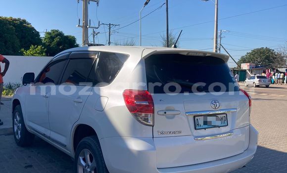 Nunua Ilio tumika Toyota Vanguard Nyeupe Gari ndani ya Maputo nchini Maputo Nunua Ilio tumika Toyota Vanguard Nyeupe Gari ndani ya Maputo nchini Maputo