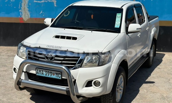 Comprar Usado Toyota Hilux Branco Carro em Maputo em Maputo Comprar Usado Toyota Hilux Branco Carro em Maputo em Maputo