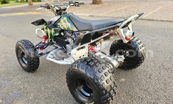 Comprar Usado Suzuki LTR450 Prata Moto em Moçambique em Nampula Comprar Usado Suzuki LTR450 Prata Moto em Moçambique em Nampula