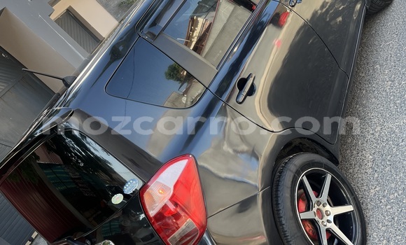 Comprar Usado Toyota Ractis Preto Carro em Moçambique em Nampula Comprar Usado Toyota Ractis Preto Carro em Moçambique em Nampula