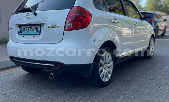 Comprar Usado Mazda Verisa Branco Carro em Moçambique em Nampula Comprar Usado Mazda Verisa Branco Carro em Moçambique em Nampula
