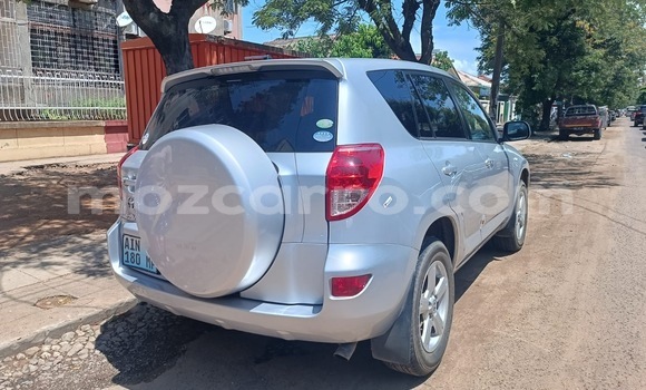 Comprar Usado Toyota RAV4 De outros Carro em Maputo em Maputo Comprar Usado Toyota RAV4 De outros Carro em Maputo em Maputo