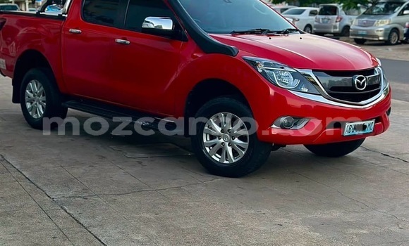 Comprar Usado Mazda BT-50 Vermelho Carro em Maputo em Maputo Comprar Usado Mazda BT-50 Vermelho Carro em Maputo em Maputo