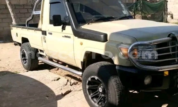 Tenga Tsaru Toyota Land Cruiser Chena Mota in Maputo in Maputo Tenga Tsaru Toyota Land Cruiser Chena Mota in Maputo in Maputo