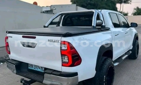Comprar Usado Toyota Hilux Branco Carro em Maputo em Maputo Comprar Usado Toyota Hilux Branco Carro em Maputo em Maputo