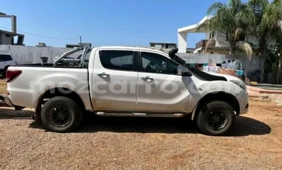 Nunua Ilio tumika Mazda BT-50 Nyingine Gari ndani ya Maputo nchini Maputo