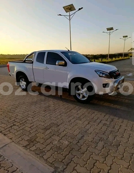 Big with watermark isuzu d max maputo maputo 22087