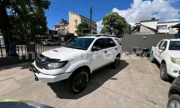 Tenga Tsaru Toyota Fortuner Chena Mota in Maputo in Maputo Tenga Tsaru Toyota Fortuner Chena Mota in Maputo in Maputo