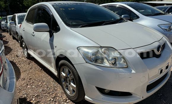 Comprar Novo Toyota Auris Branco Carro em Maputo em Maputo Comprar Novo Toyota Auris Branco Carro em Maputo em Maputo