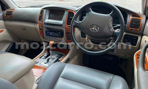 Nunua Ilio tumika Toyota Land Cruiser Nyeupe Gari ndani ya Maputo nchini Maputo Nunua Ilio tumika Toyota Land Cruiser Nyeupe Gari ndani ya Maputo nchini Maputo