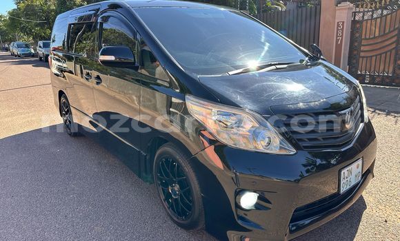 Comprar Usado Toyota Alphard Preto Carro em Maputo em Maputo