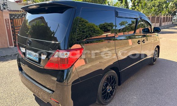 Nunua Ilio tumika Toyota Alphard Nyeusi Gari ndani ya Maputo nchini Maputo Nunua Ilio tumika Toyota Alphard Nyeusi Gari ndani ya Maputo nchini Maputo