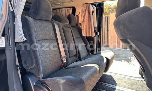 Nunua Ilio tumika Toyota Alphard Nyeusi Gari ndani ya Maputo nchini Maputo Nunua Ilio tumika Toyota Alphard Nyeusi Gari ndani ya Maputo nchini Maputo