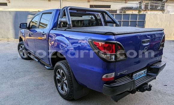 Buy Used Mazda BT-50 Blue Car in Maputo in Maputo Buy Used Mazda BT-50 Blue Car in Maputo in Maputo