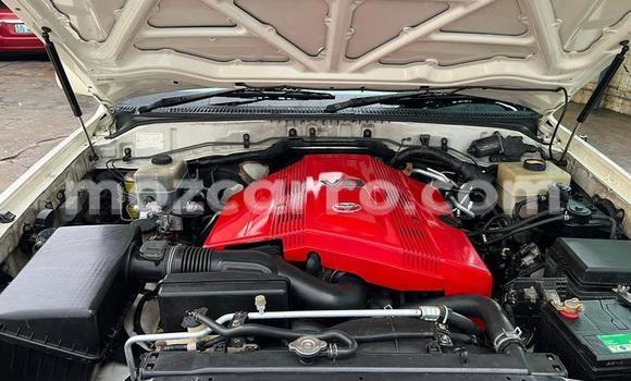 Tenga Tsaru Toyota Land Cruiser Chena Mota in Maputo in Maputo Tenga Tsaru Toyota Land Cruiser Chena Mota in Maputo in Maputo