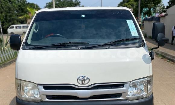 Buy Used Toyota Hiace White Car in Maputo in Maputo Buy Used Toyota Hiace White Car in Maputo in Maputo